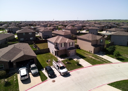 225 Denson Ln - Photo 1