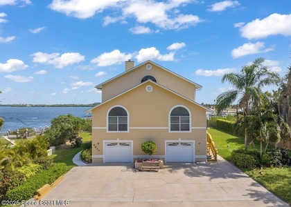 8820 44th Avenue - Photo 1