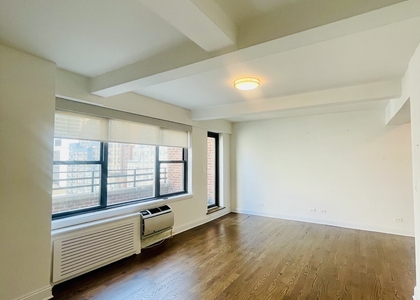 East 57th Street - Photo 1