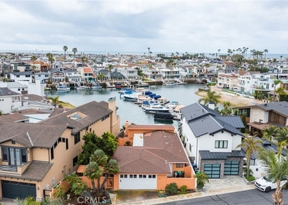 52 Balboa Coves - Photo 1