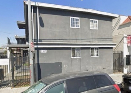 2517 W 54th Street - Photo 1