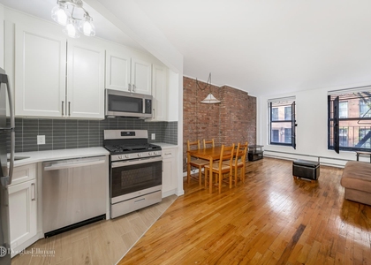 446 W 47th St - Photo 1