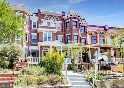 2617 13th Street Nw - Photo 1