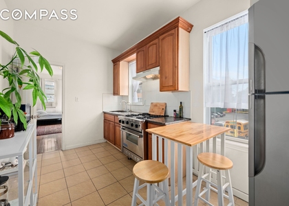 25 Bogart Street - Photo 1