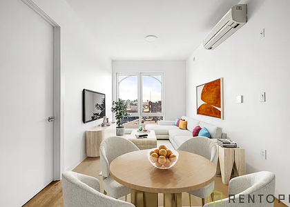 210 Greenpoint - Photo 1