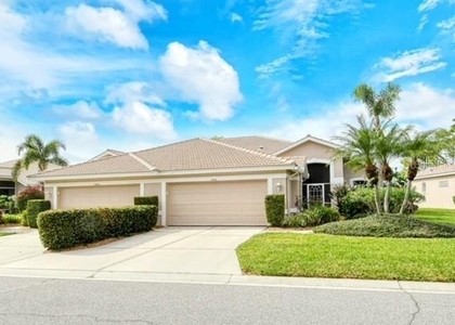 9480 Forest Hills Circle - Photo 1