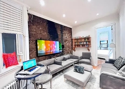 344 East 55th Street - Photo 1