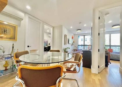 48 Bleecker Street - Photo 1