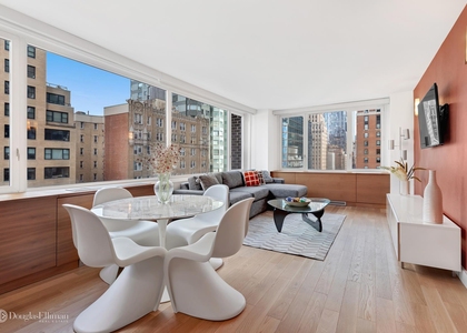 322 W 57th St - Photo 1