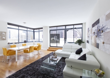 West 48th Street - Photo 1
