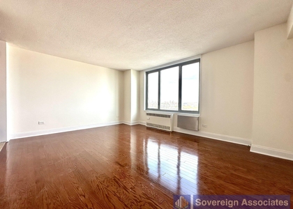 3333 Broadway - Photo 1