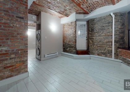 East 18th Street - Photo 1
