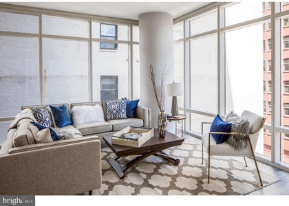 1213 Walnut Street - Photo 1