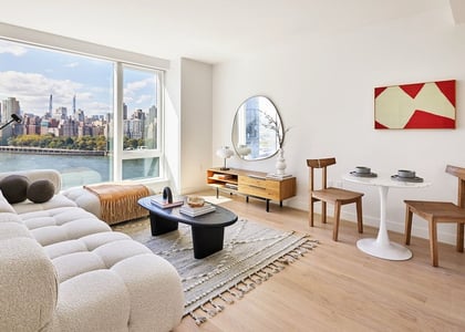 Halletts Point - Photo 1
