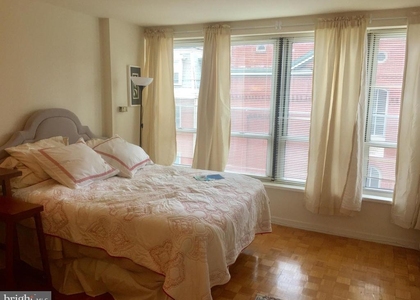 224 W Rittenhouse Square - Photo 1