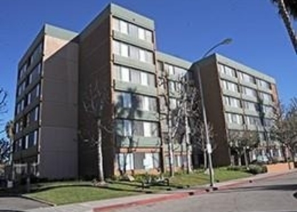 15211 Sherman Wy - Photo 1