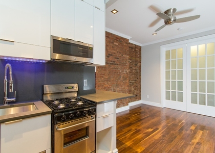 246 Mott Street - Photo 1