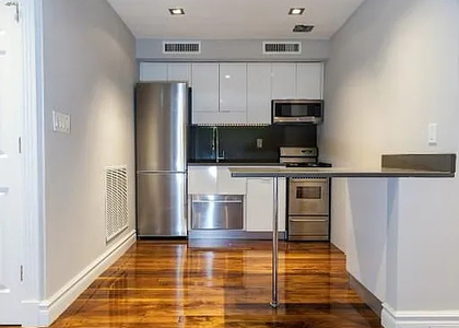 350 West 21st Street - Photo 1