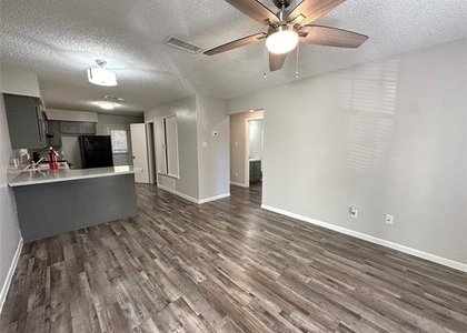 2006 Jane Street - Photo 1