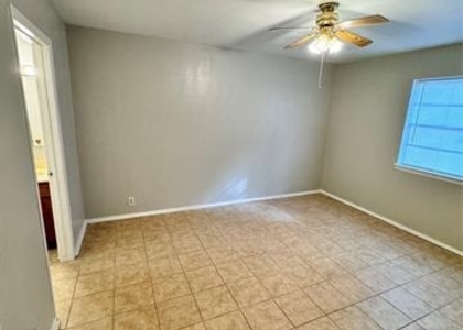 2703 4th Street - Photo 1