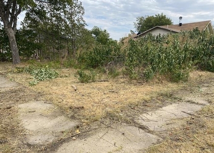 217 W 3rd Street - Photo 1