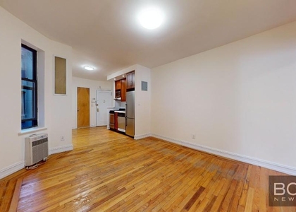 East 84th Street - Photo 1