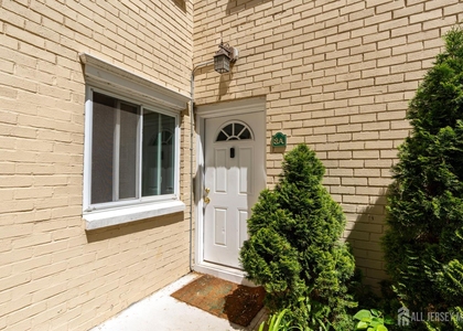 18 Lake Avenue - Photo 1