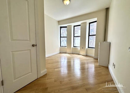 E 12th St / 3rd Ave - Photo 1