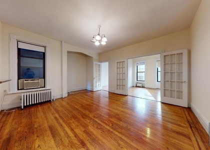 East 89th Street - Photo 1