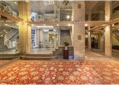606 W 30th St - Photo 1