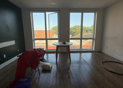 321 Woodbine Street - Photo 1