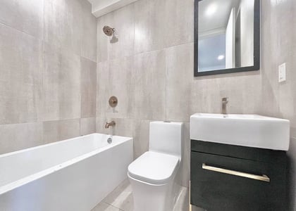 321 Woodbine Street - Photo 1