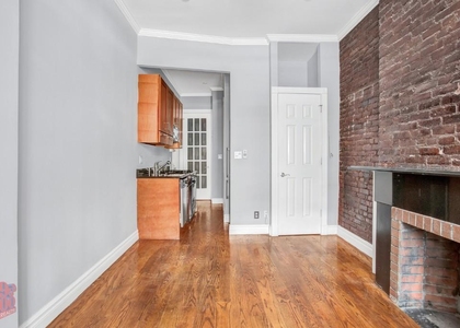 53 Leroy Street - Photo 1