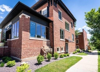 101 N Rose St - Photo 1