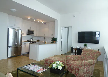 1500 Lexington Ave. - Photo 1