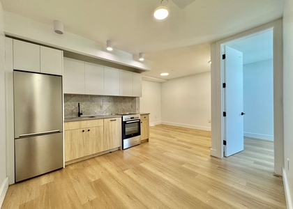 585 Knickerbocker Avenue - Photo 1