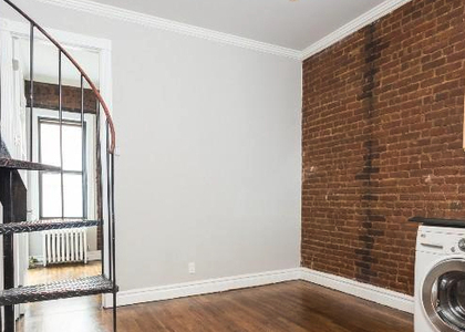 219 East 23rd Street - Photo 1