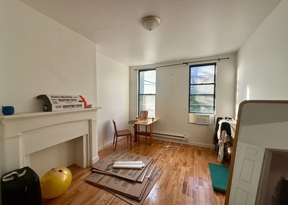 176 Meserole Street - Photo 1