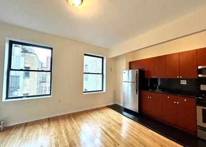 West 11th Street - Photo 1