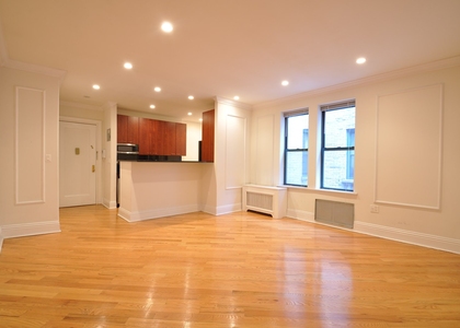 East 70th Street - Photo 1