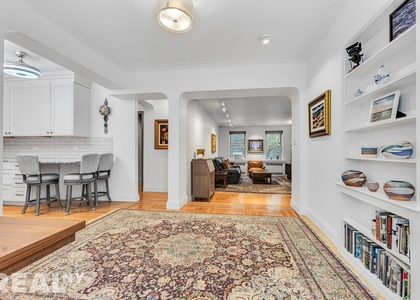720 Fort Washington Avenue - Photo 1
