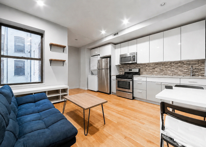 269 Kosciuszko Street - Photo 1