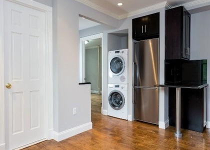 396 East 10th Street - Photo 1