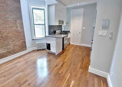 52 Barrow St - Photo 1