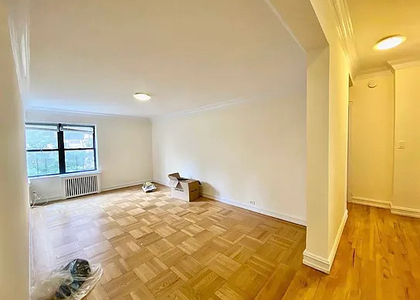 345 East 46th Street - Photo 1