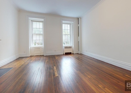 East 65th Street - Photo 1