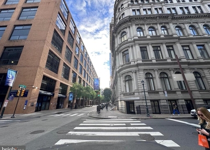 1001 Chestnut Street - Photo 1