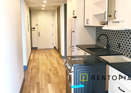 340 Evergreen Avenue - Photo 1