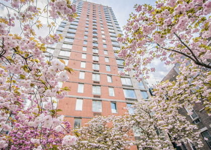305 West 50th Street - Photo 1