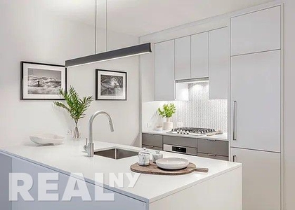 West 28th Street - Photo 1